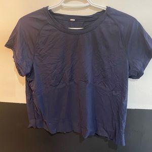Lululemon cropped tee